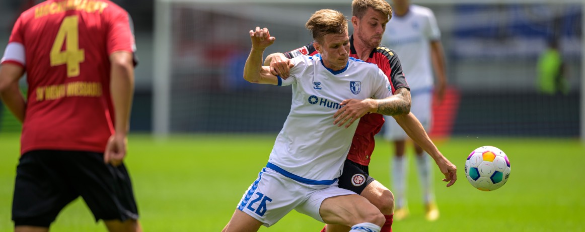 Von der Werkbank in den Profikader: Warum  Bundesliga-Stürmer Luca Schuler froh ist, einen Plan B als Tischler zu haben 